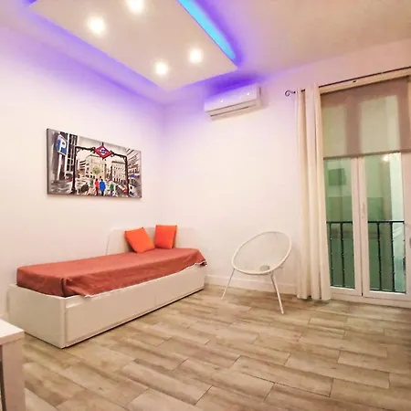 Acogedor Apartamento Entre Sol, Gran Via Y Palacio-2